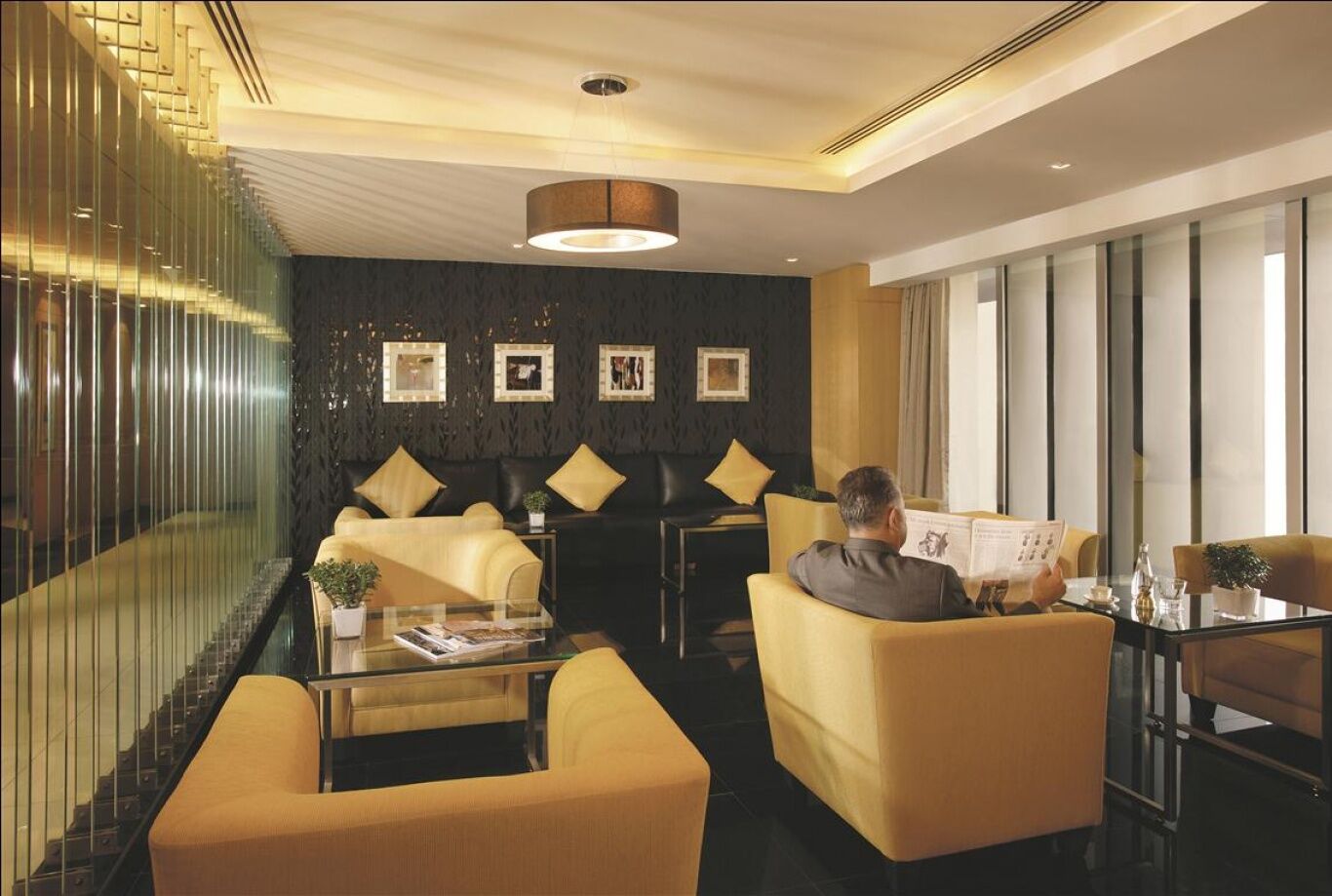 Hala Arjaan By Rotana, Deluxe 4* Abou Dabi